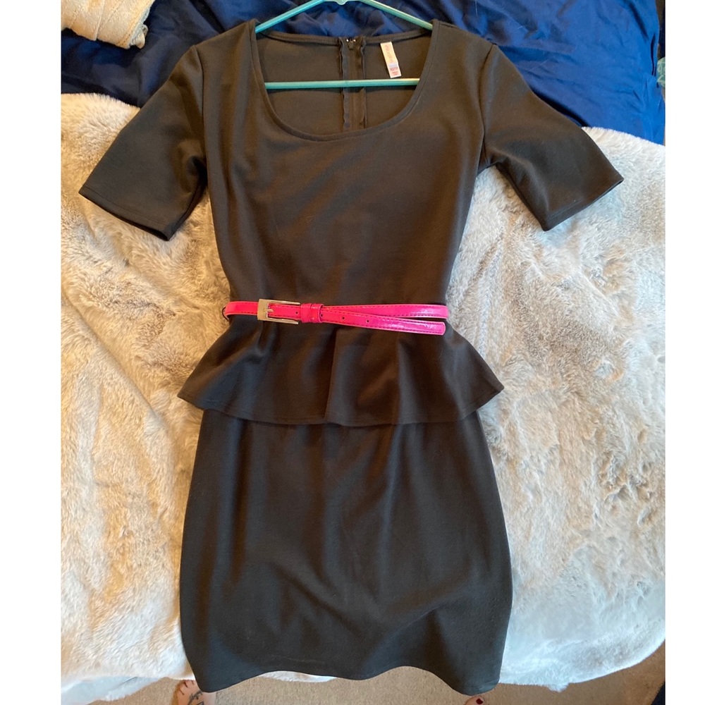XS Grey bodycon dress with belt